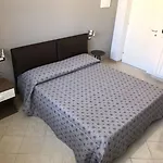 Matera Guest House Guest house 3*