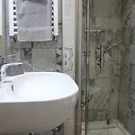 Matera Guest House 3*