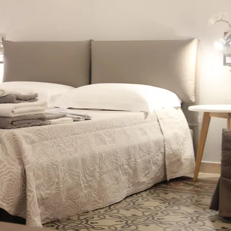 Matera Guest House Pensjonat 3*