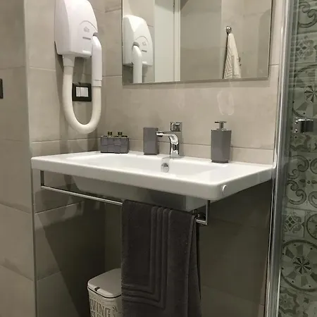 Matera Guest House 4*