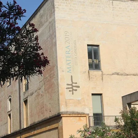 Πανσιόν Matera Guest House 4*