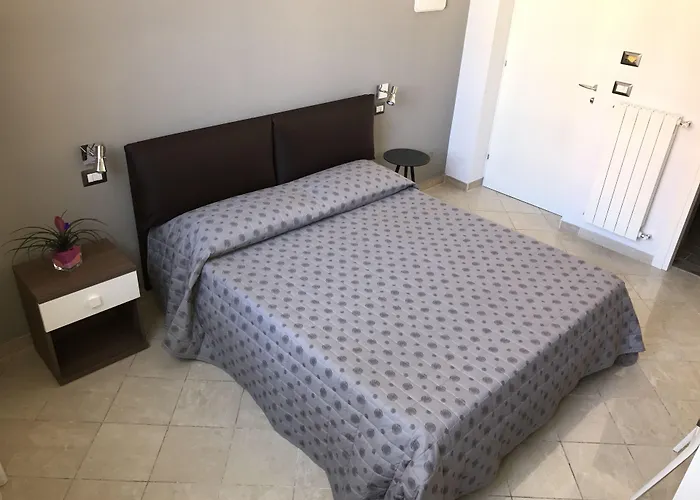 Matera Guest House Pensjonat 3*